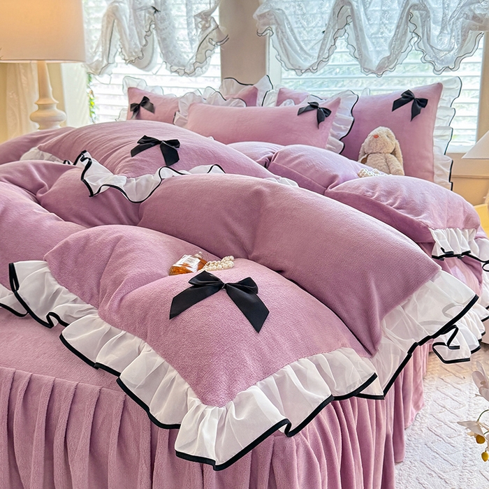 91家纺网 家纺一手货源 找家纺 莉莉安家纺 2025新款牛奶绒床裙四件套-潘多拉系列 潘多拉-紫