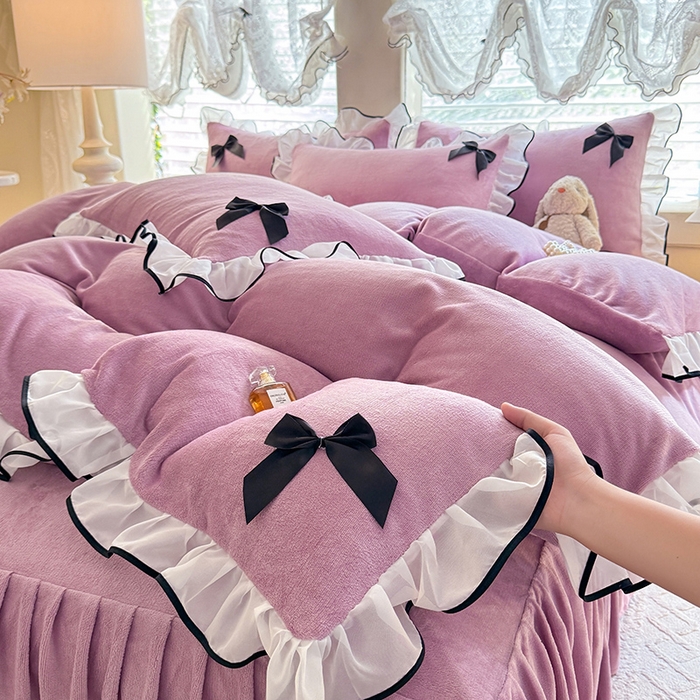 91家纺网 家纺一手货源 找家纺 莉莉安家纺 2025新款牛奶绒床裙四件套-潘多拉系列 潘多拉-紫