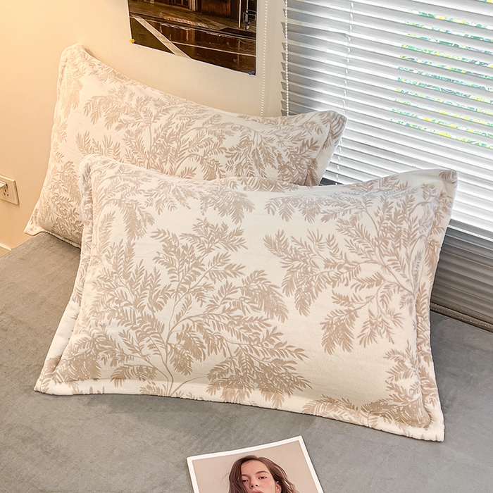 倾慕家纺 2026新款舒适保暖立体浮雕绒系列单枕套 乐枝米灰