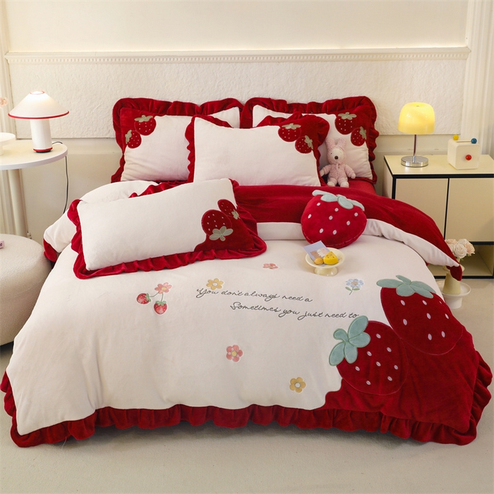 （总）绒棉世家 2025新款贴布绣四件套-大红草莓（控价188元）