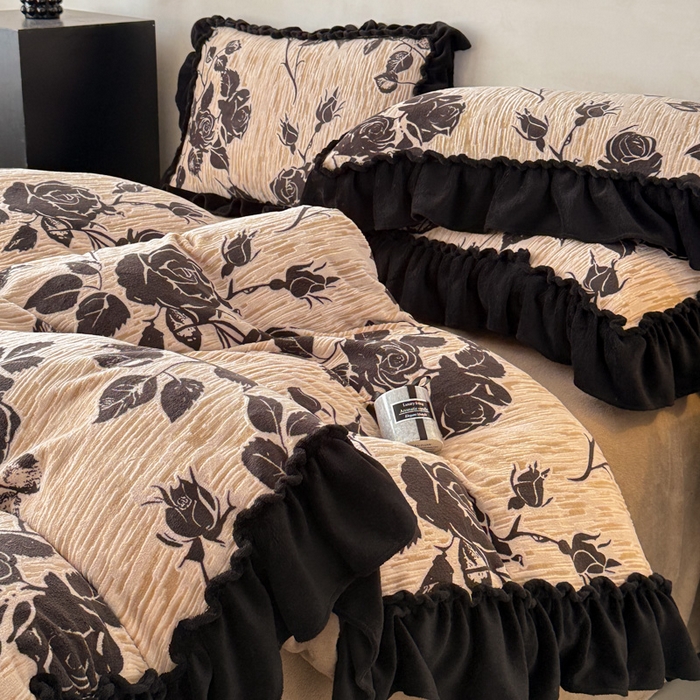 91家纺网 家纺一手货源 找家纺 （总）米莱家纺 2025新款牛奶绒烂花法式花边四件套