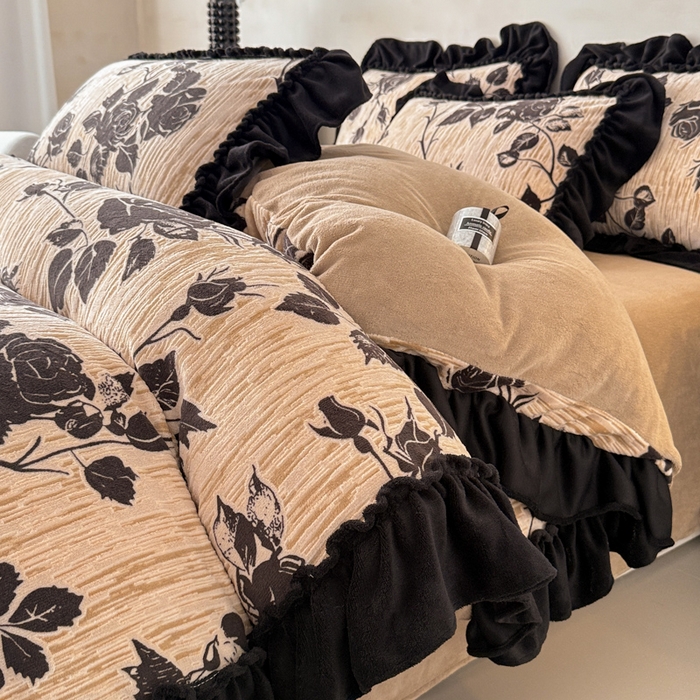 91家纺网 家纺一手货源 找家纺 （总）米莱家纺 2025新款牛奶绒烂花法式花边四件套