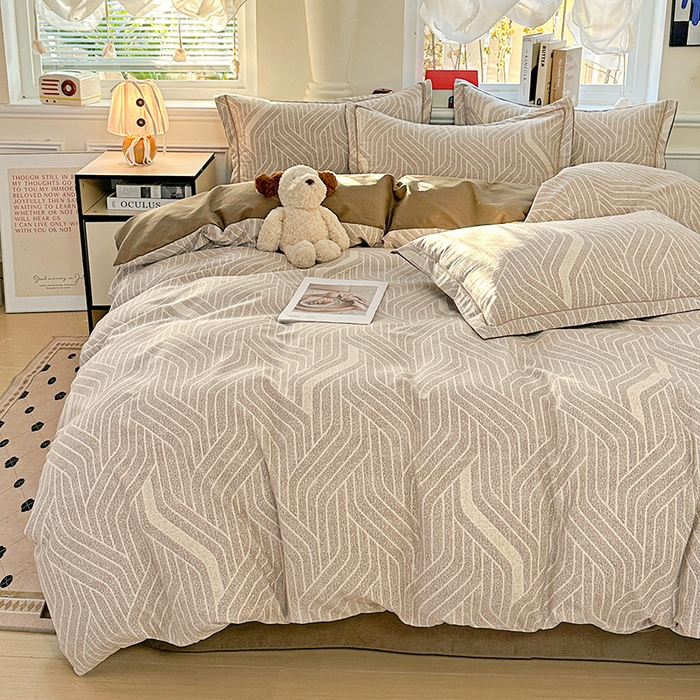 91家纺网 家纺一手货源 找家纺 优选直播新款全棉磨毛喷气印花四件套加厚纯棉三件套（一字绣工艺款）学生三件套 艾格拉