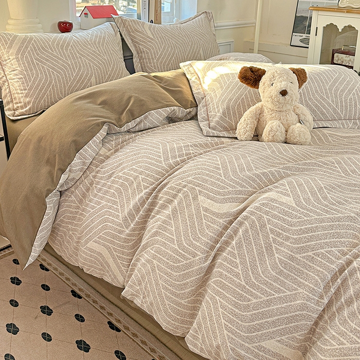 91家纺网 家纺一手货源 找家纺 优选直播新款全棉磨毛喷气印花四件套加厚纯棉三件套（一字绣工艺款）学生三件套 艾格拉