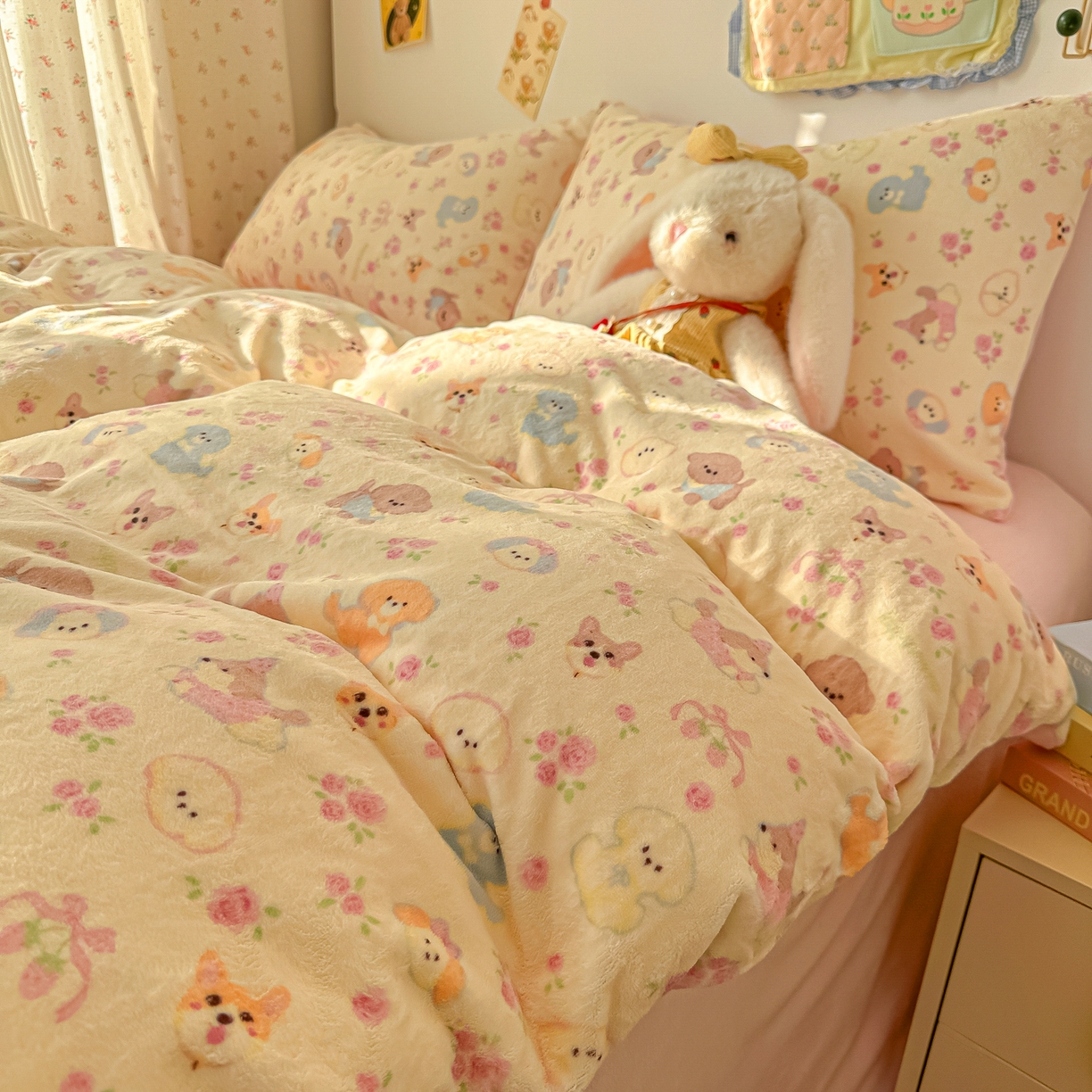 91家纺网 家纺一手货源 找家纺 （总）韩巢家纺 2025新款双面高克重牛奶绒被套单件被罩