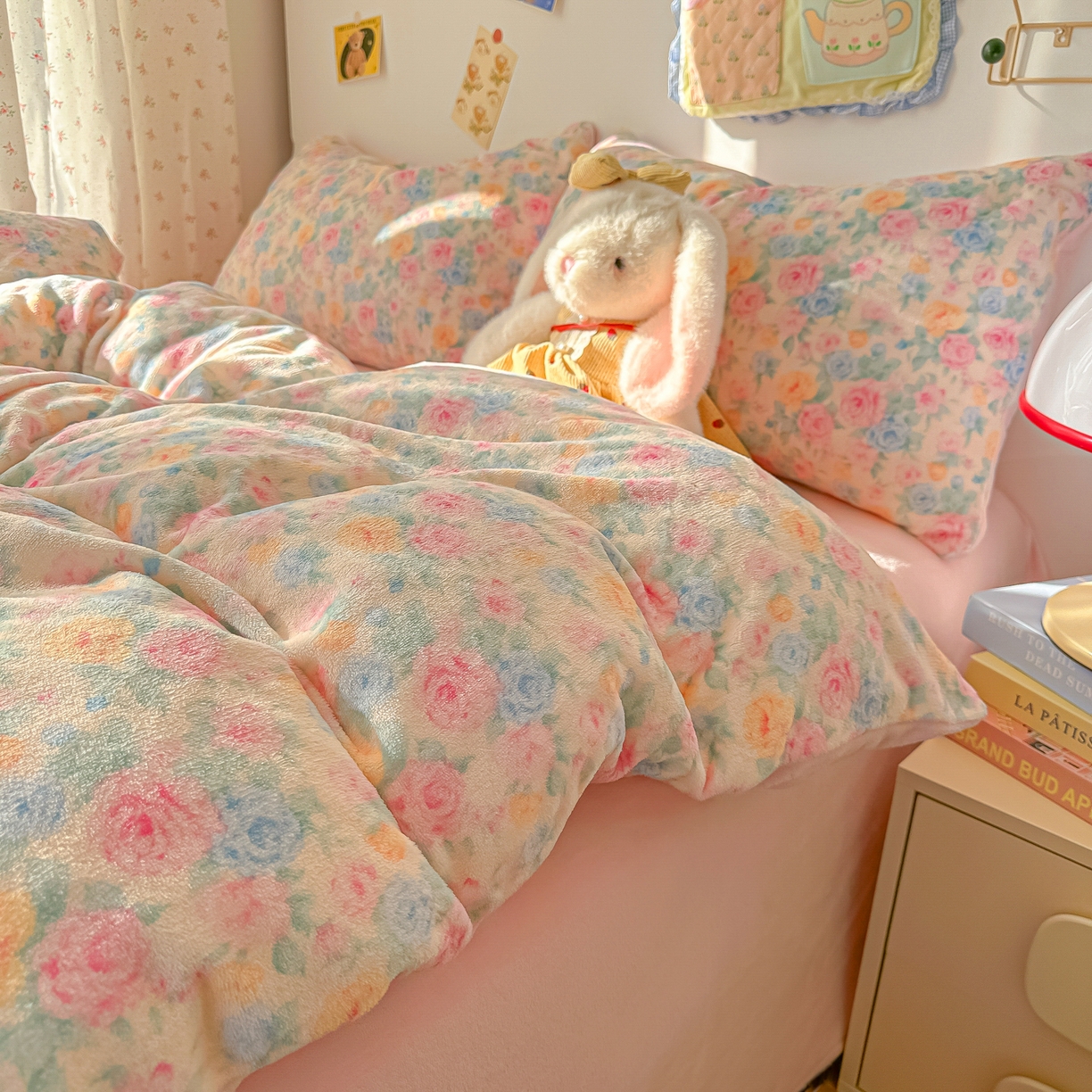 91家纺网 家纺一手货源 找家纺 （总）韩巢家纺 2025新款双面高克重牛奶绒被套单件被罩