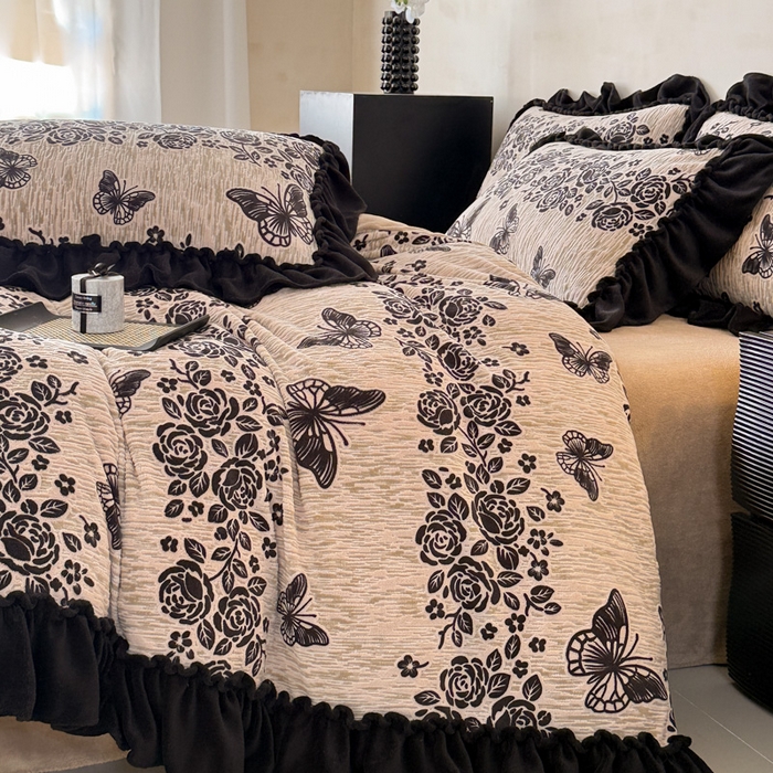 91家纺网 家纺一手货源 找家纺 米莱家纺 2025新款牛奶绒烂花法式花边四件套 蝶舞