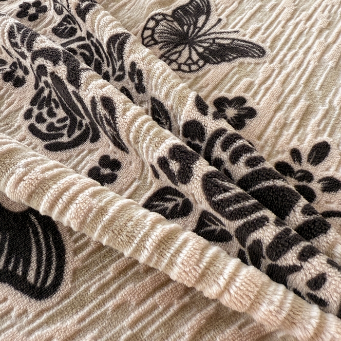 91家纺网 家纺一手货源 找家纺 米莱家纺 2025新款牛奶绒烂花法式花边四件套 蝶舞