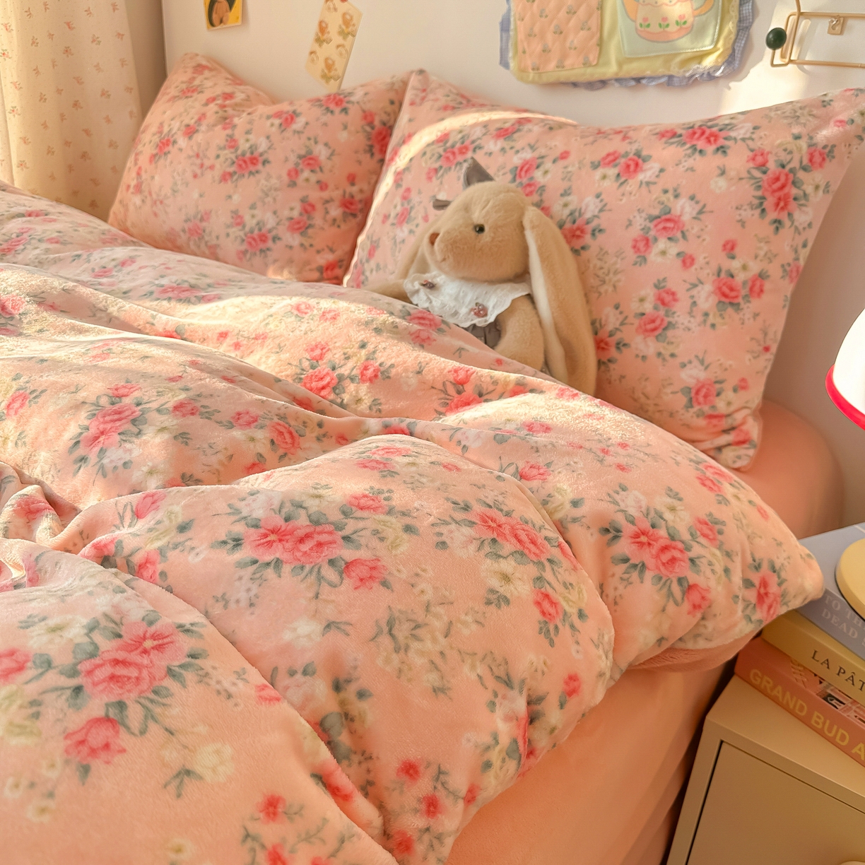 91家纺网 家纺一手货源 找家纺 （总）韩巢家纺 2025新款双面高克重牛奶绒被套单件被罩