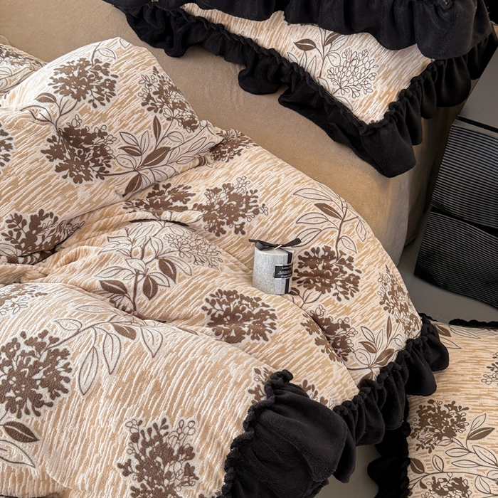 91家纺网 家纺一手货源 找家纺 米莱家纺 2025新款牛奶绒烂花法式花边四件套 曼塔