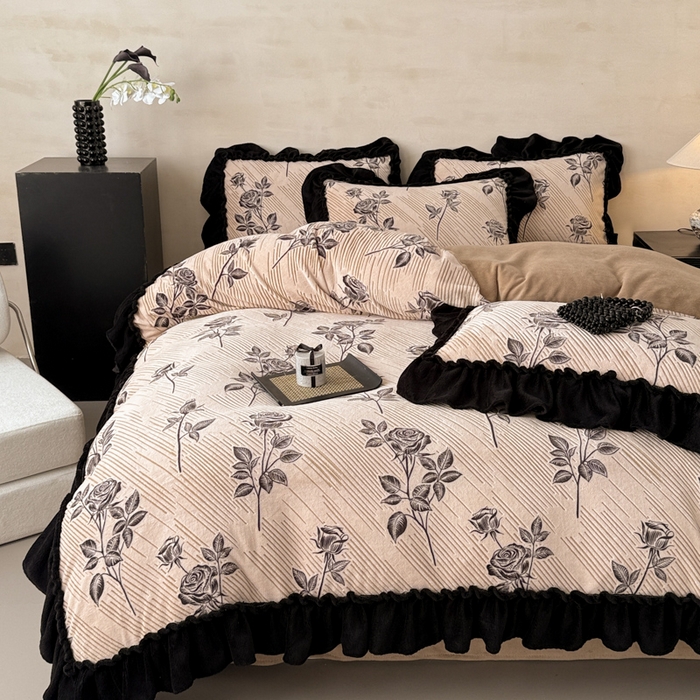 91家纺网 家纺一手货源 找家纺 米莱家纺 2025新款牛奶绒烂花法式花边四件套 秋露