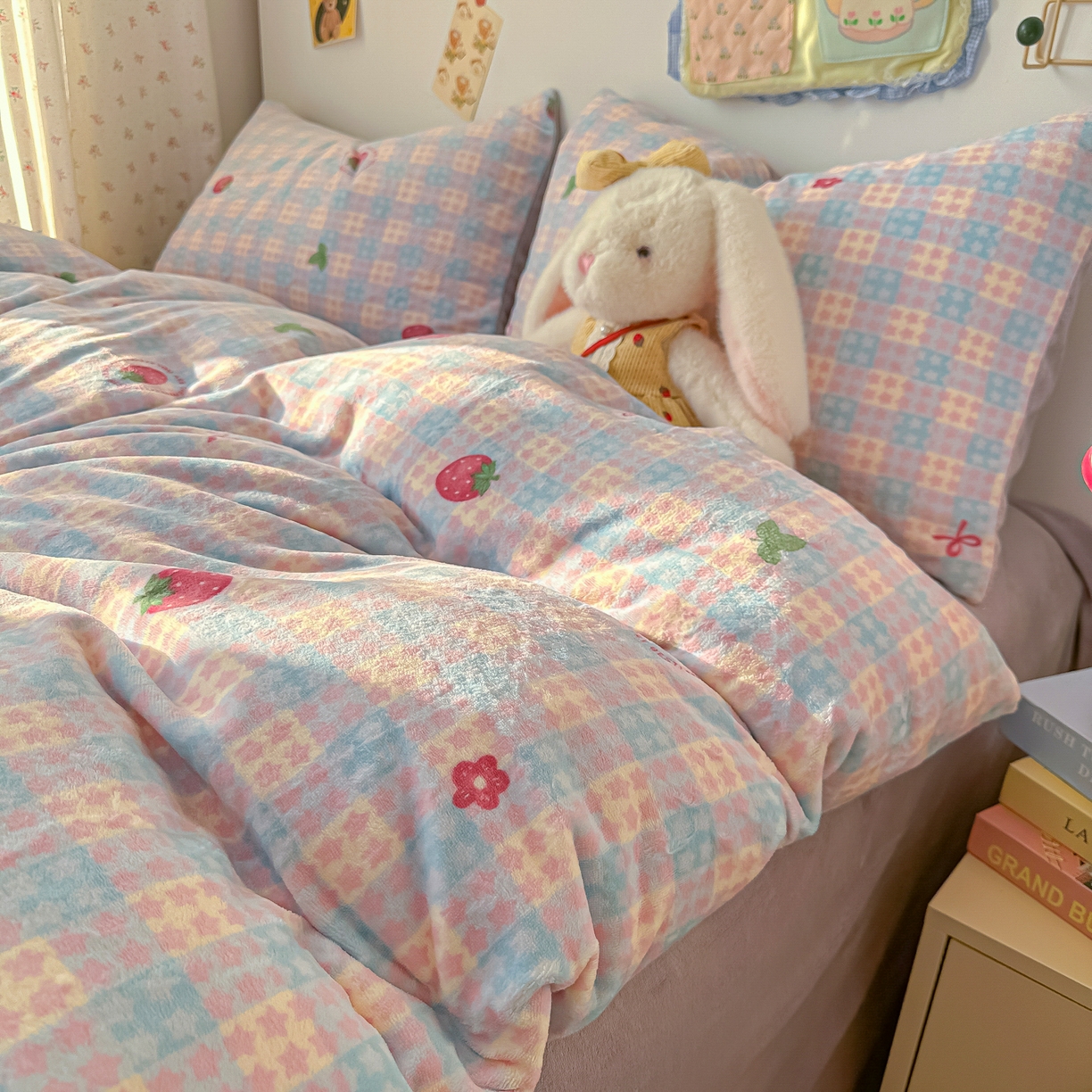 韩巢家纺 2025新款双面高克重牛奶绒被套单件被罩 草莓软心