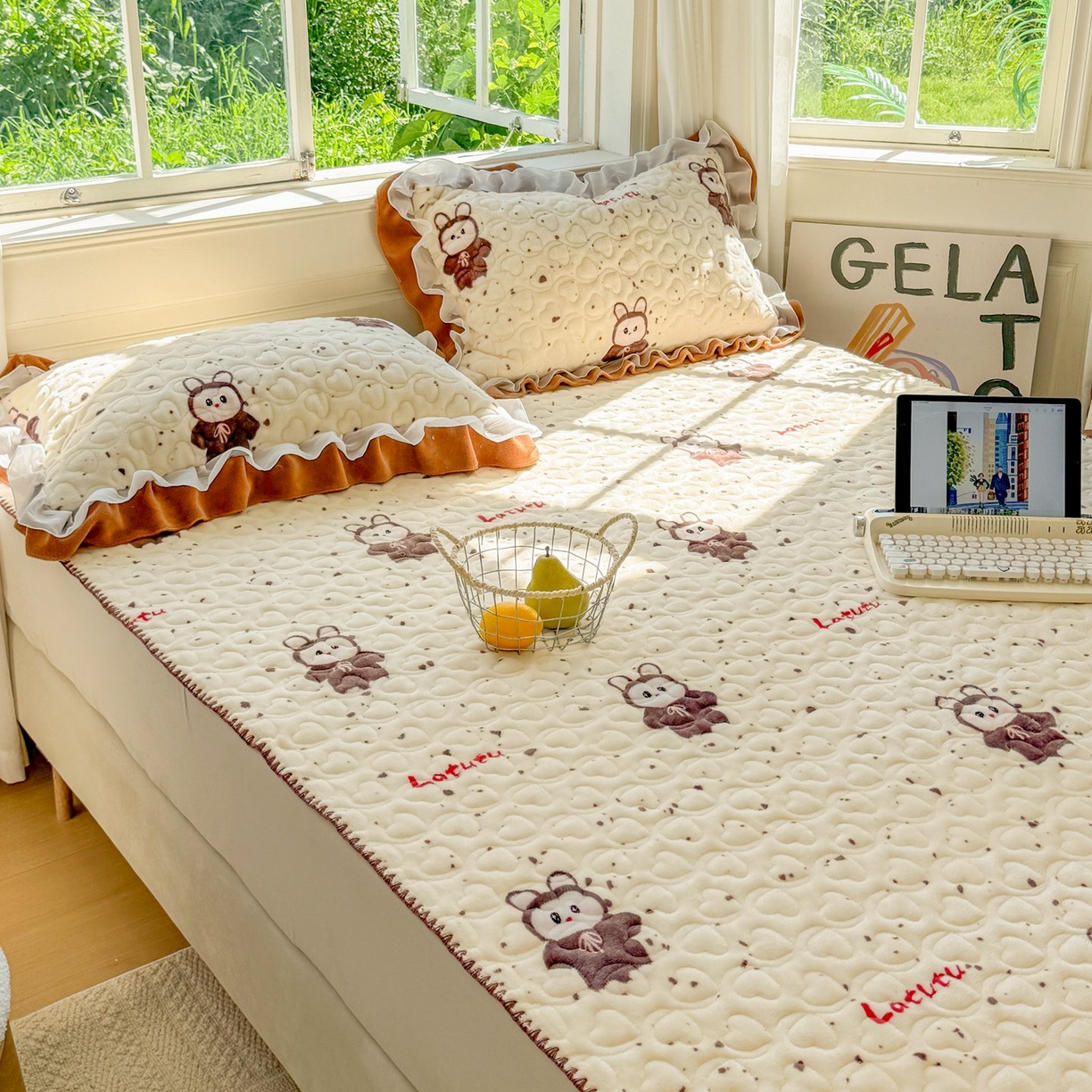 91家纺网 家纺一手货源 找家纺 （总）禧缘家纺（原梦想家） 2025新款牛奶绒三角针绑带款夹棉床笠床单