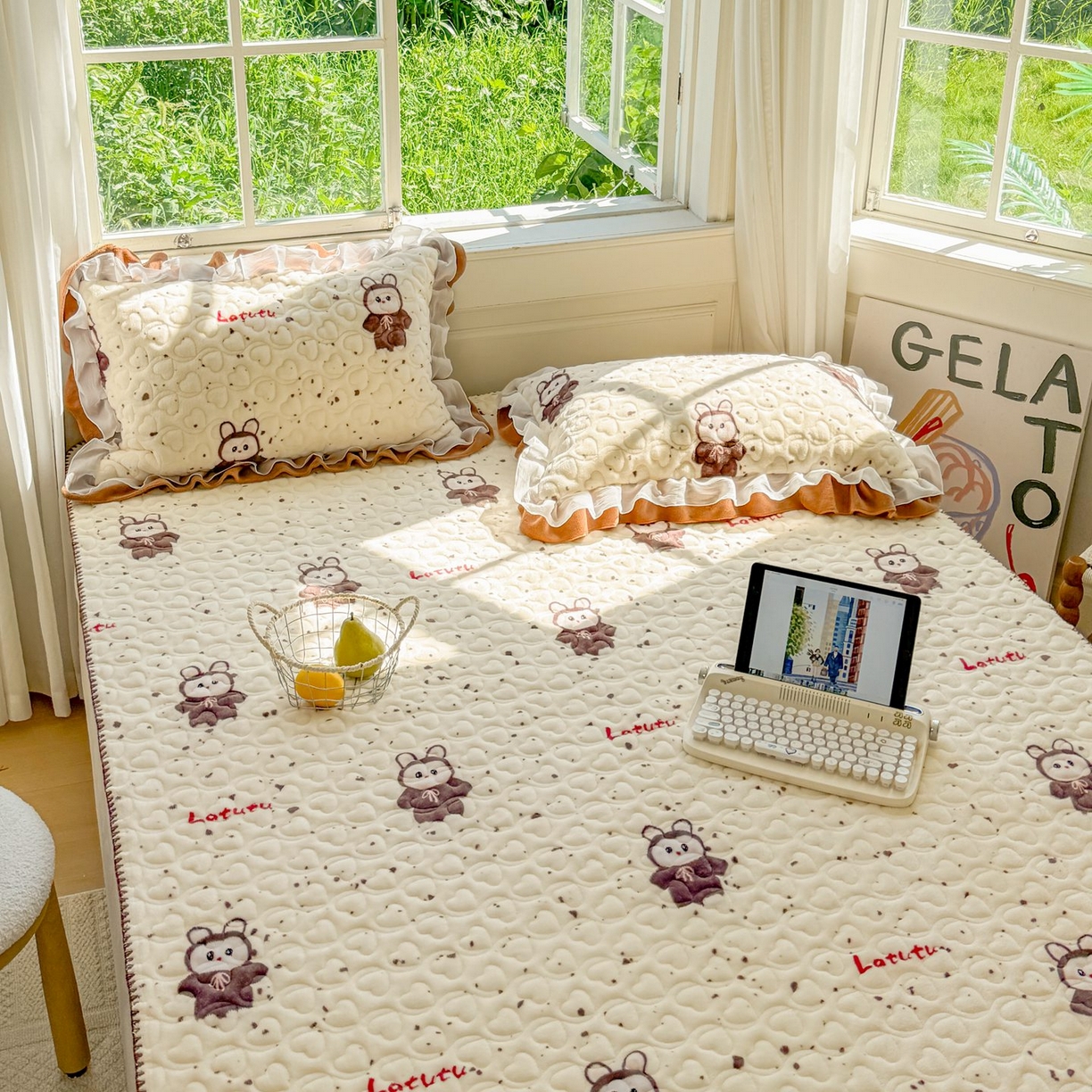 91家纺网 家纺一手货源 找家纺 （总）禧缘家纺（原梦想家） 2025新款牛奶绒三角针绑带款夹棉床笠床单