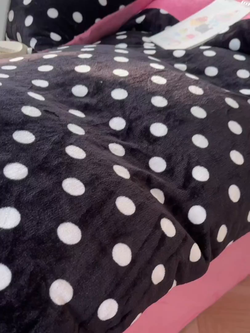 91家纺网 家纺一手货源 找家纺 韩巢家纺 2025新款双面高克重牛奶绒被套单件被罩 黑珍珠