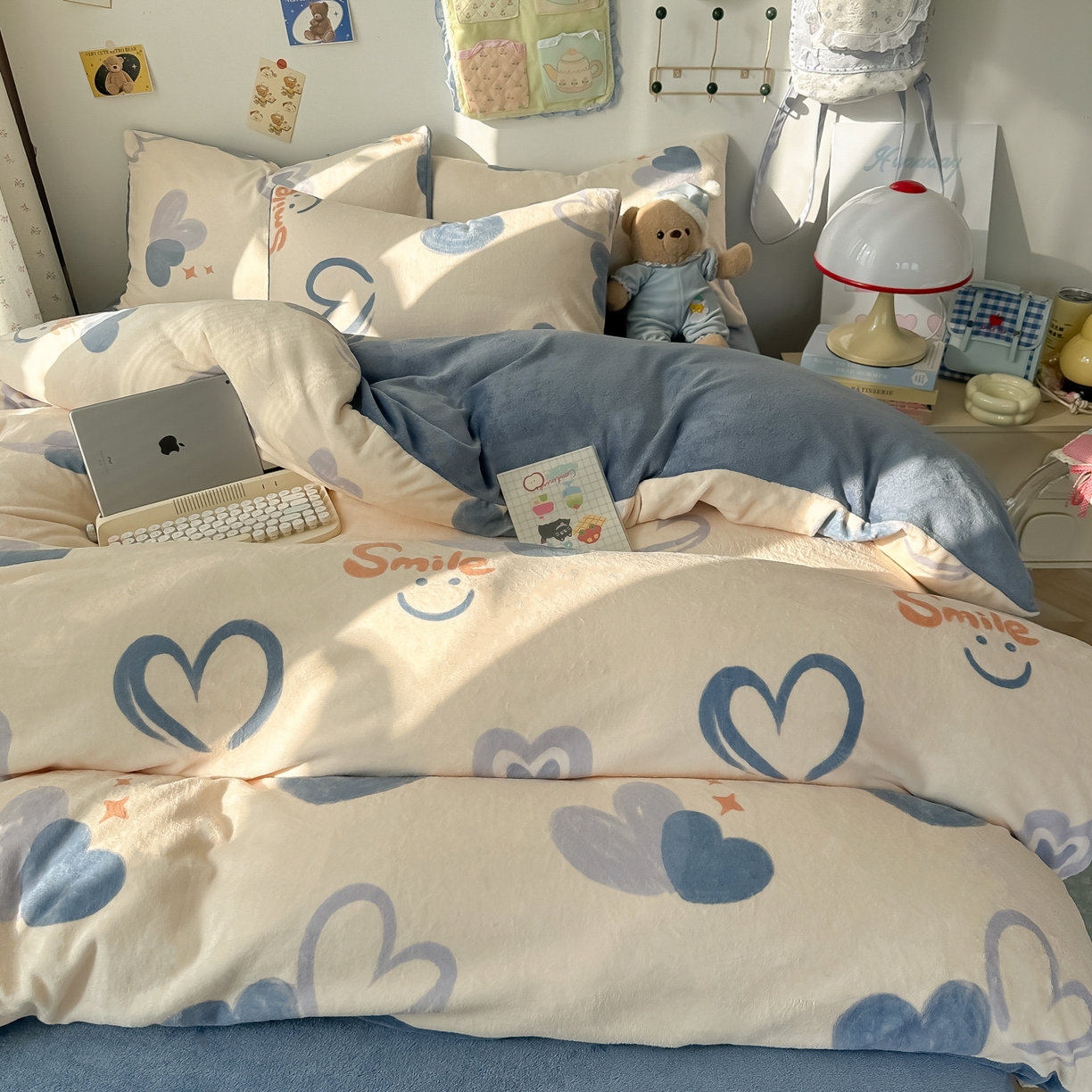 91家纺网 家纺一手货源 找家纺 韩巢家纺 2025新款双面高克重牛奶绒被套单件被罩 蜡笔心