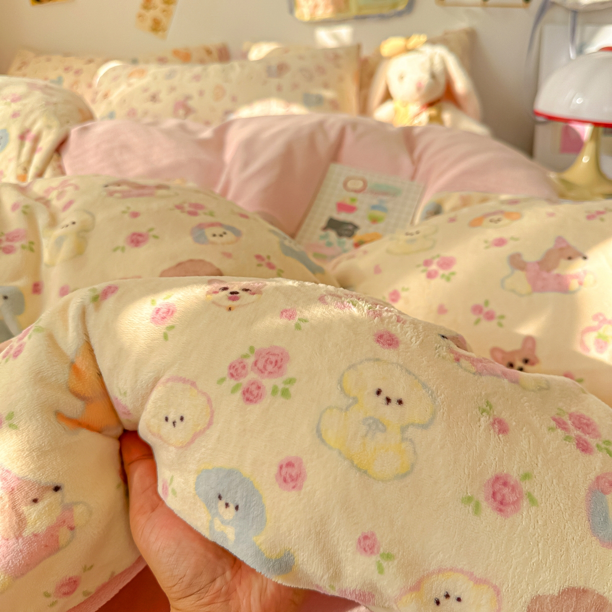 91家纺网 家纺一手货源 找家纺 韩巢家纺 2025新款双面高克重牛奶绒被套单件被罩 卖萌修狗