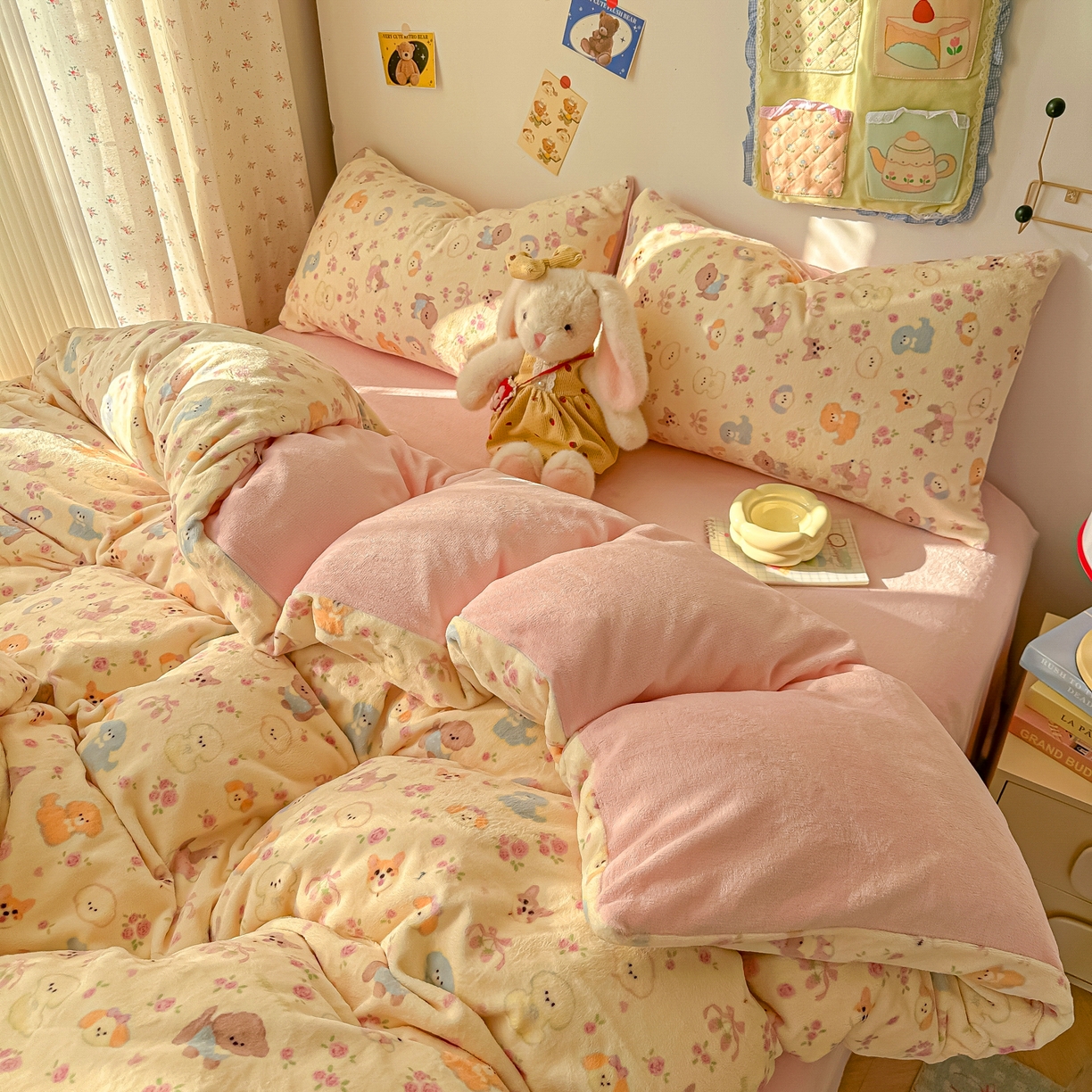 91家纺网 家纺一手货源 找家纺 韩巢家纺 2025新款双面高克重牛奶绒被套单件被罩 卖萌修狗