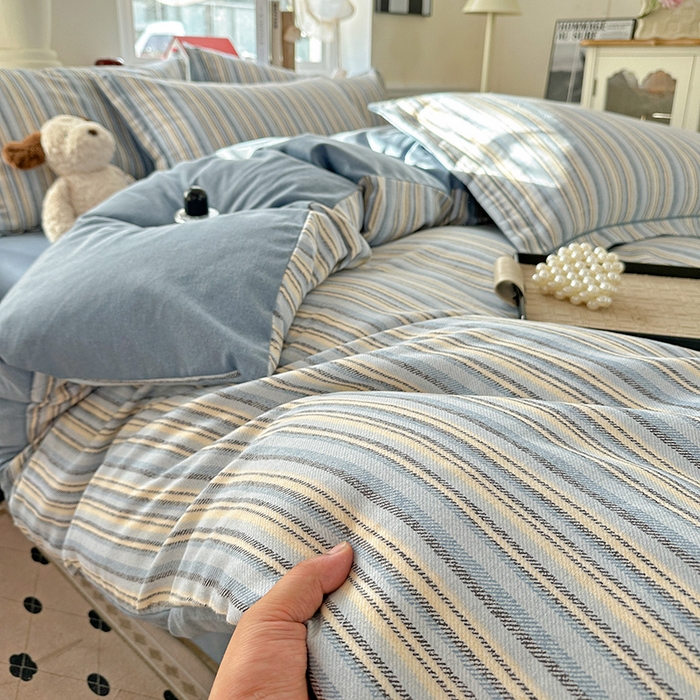 91家纺网 家纺一手货源 找家纺 优选直播新款全棉磨毛喷气印花四件套加厚纯棉三件套（一字绣工艺款）学生三件套 蓝漾