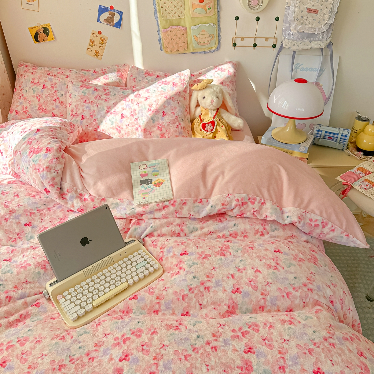 91家纺网 家纺一手货源 找家纺 韩巢家纺 2025新款双面高克重牛奶绒被套单件被罩 玫瑰粉黛