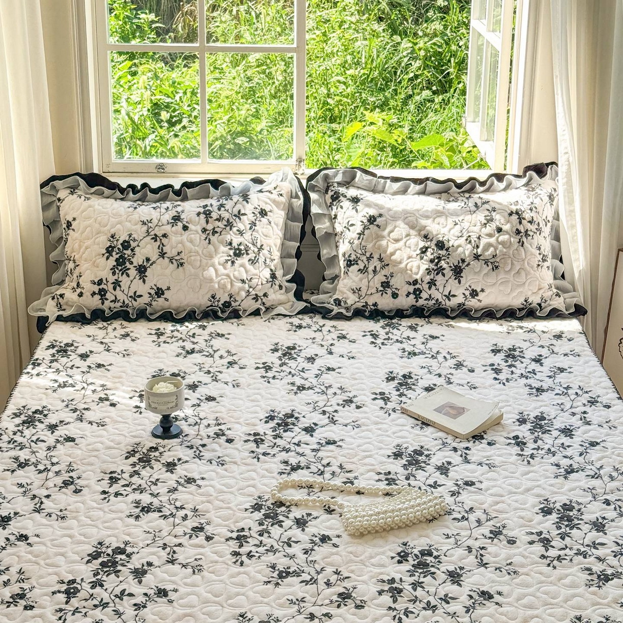 91家纺网 家纺一手货源 找家纺 禧缘家纺（原梦想家） 2025新款牛奶绒三角针绑带款夹棉床笠床单 步步生花-绑带款