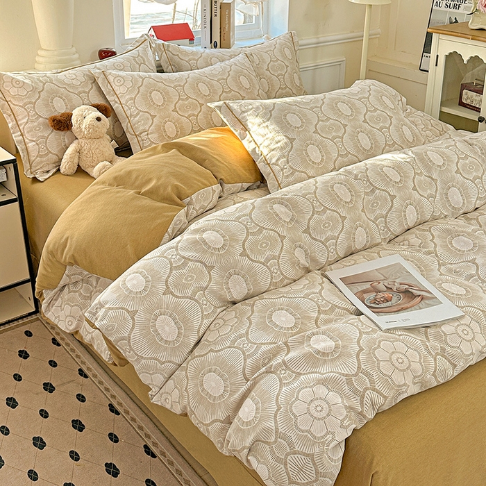 91家纺网 家纺一手货源 找家纺 优选直播新款全棉磨毛喷气印花四件套加厚纯棉三件套（一字绣工艺款）学生三件套 萝莉