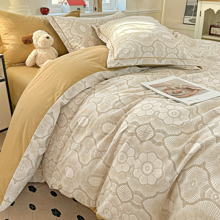 91家纺网 家纺一手货源 找家纺 优选直播新款全棉磨毛喷气印花四件套加厚纯棉三件套（一字绣工艺款）学生三件套 萝莉