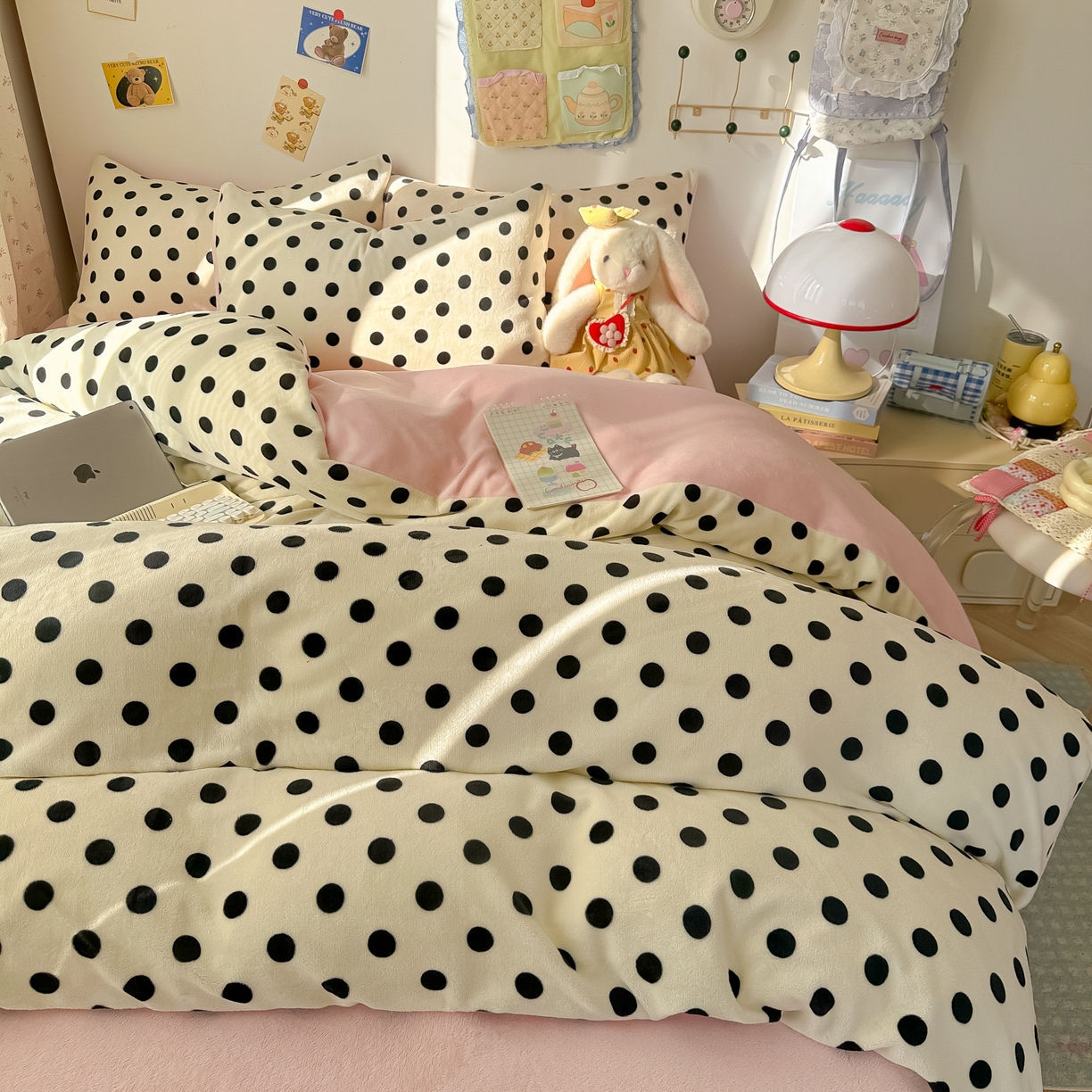 91家纺网 家纺一手货源 找家纺 韩巢家纺 2025新款双面高克重牛奶绒被套单件被罩 米珍珠