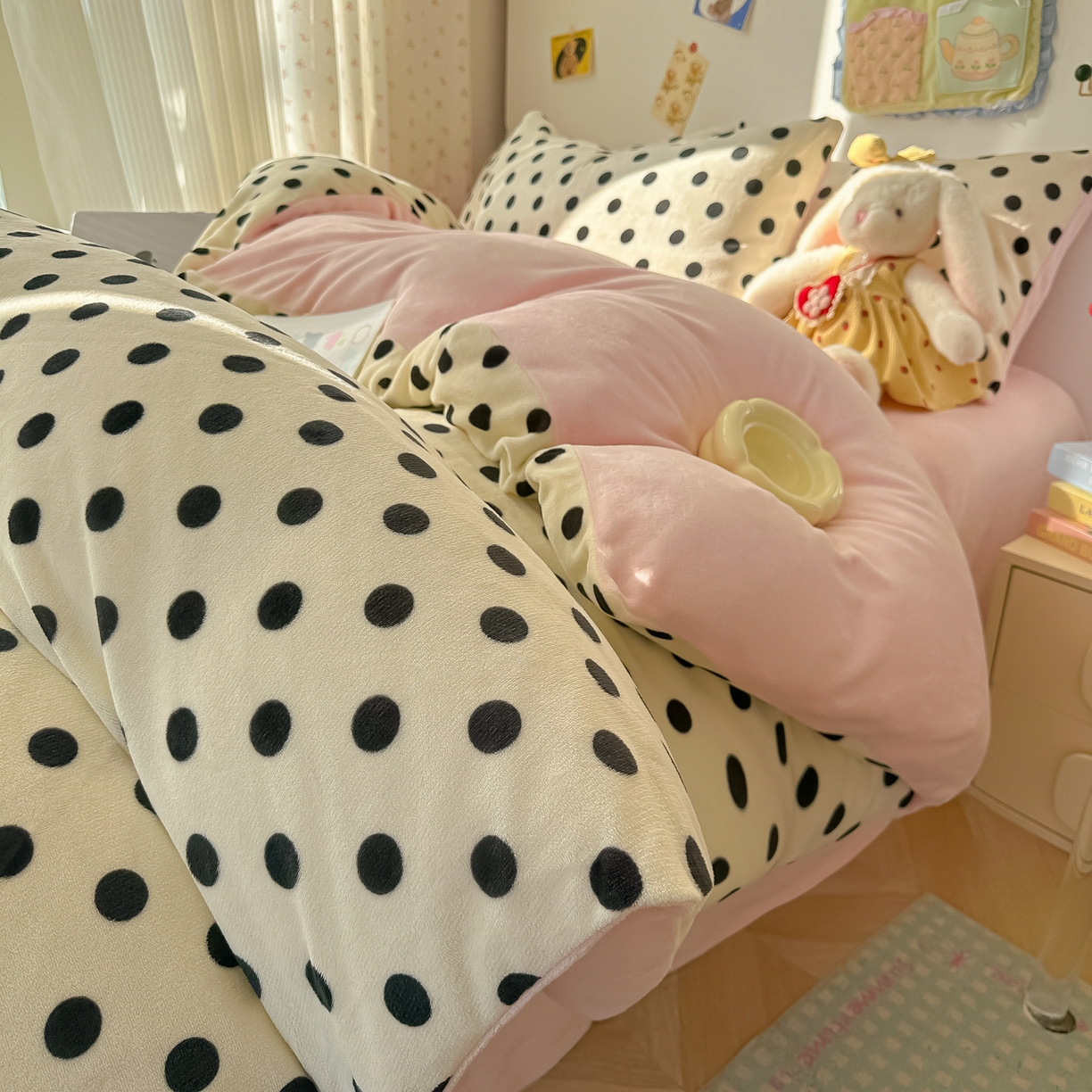 91家纺网 家纺一手货源 找家纺 韩巢家纺 2025新款双面高克重牛奶绒被套单件被罩 米珍珠