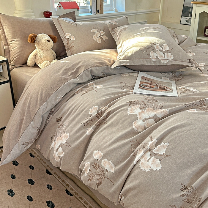 91家纺网 家纺一手货源 找家纺 优选直播新款全棉磨毛喷气印花四件套加厚纯棉三件套（一字绣工艺款）学生三件套 暖漾