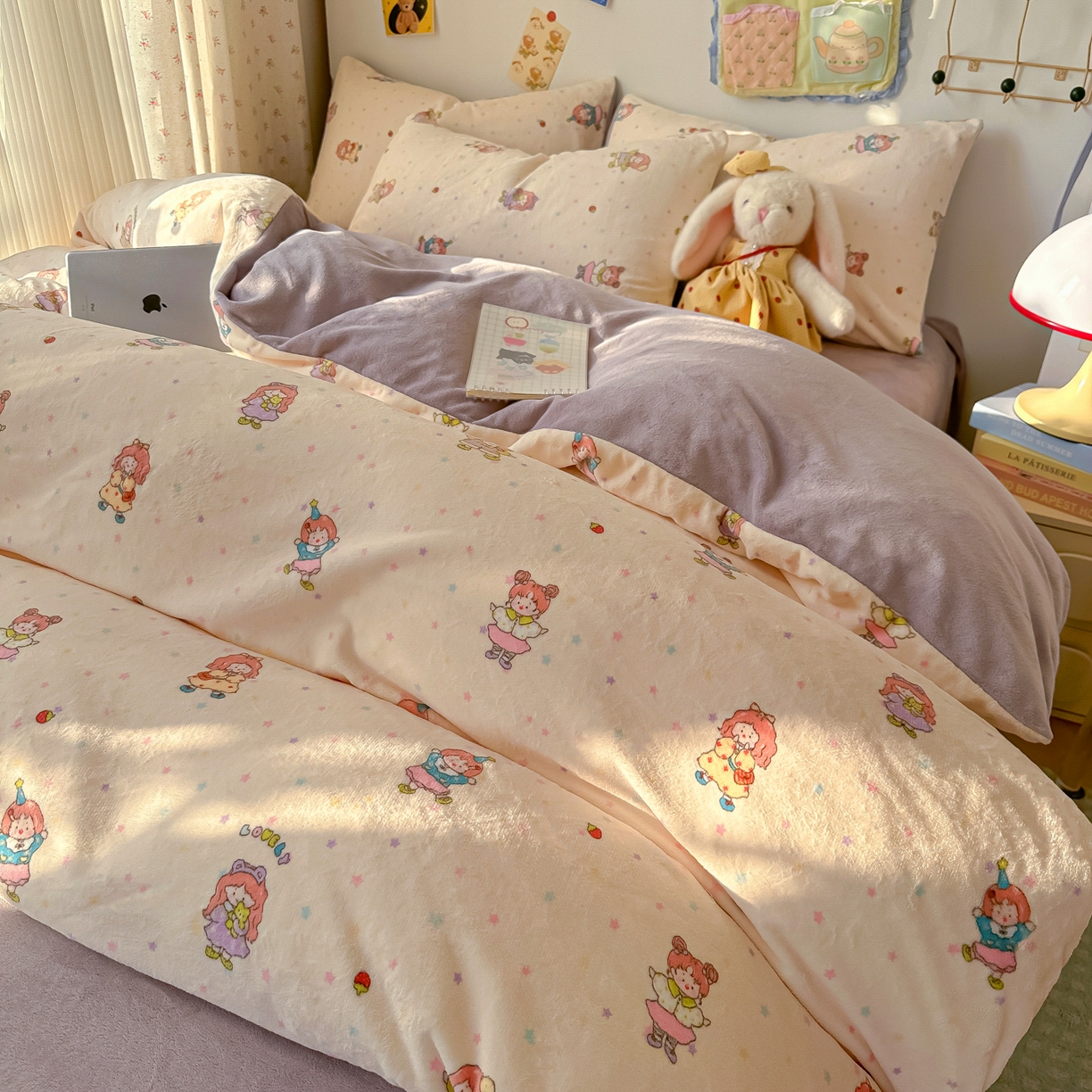 91家纺网 家纺一手货源 找家纺 韩巢家纺 2025新款双面高克重牛奶绒被套单件被罩 奶糖少女