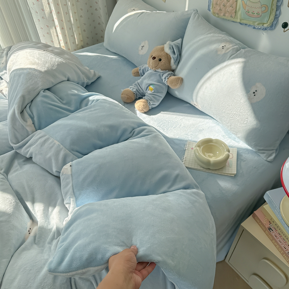 91家纺网 家纺一手货源 找家纺 韩巢家纺 2025新款双面高克重牛奶绒被套单件被罩 绒绒小狗-蓝