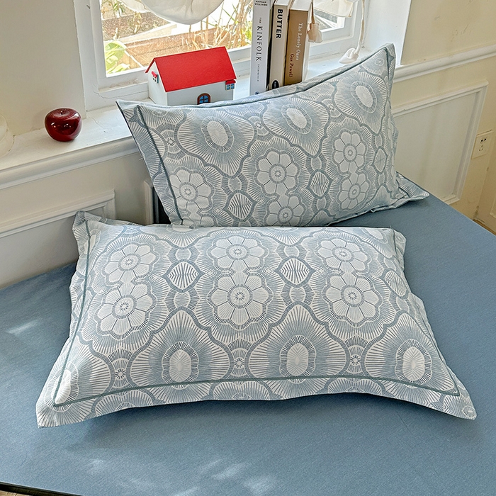 91家纺网 家纺一手货源 找家纺 优选直播新款全棉磨毛喷气印花四件套加厚纯棉三件套（一字绣工艺款）学生三件套 絮语