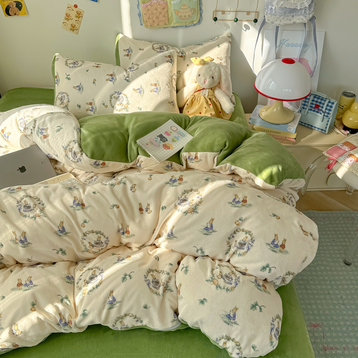 91家纺网 家纺一手货源 找家纺 韩巢家纺 2025新款双面高克重牛奶绒被套单件被罩 小兔幻境