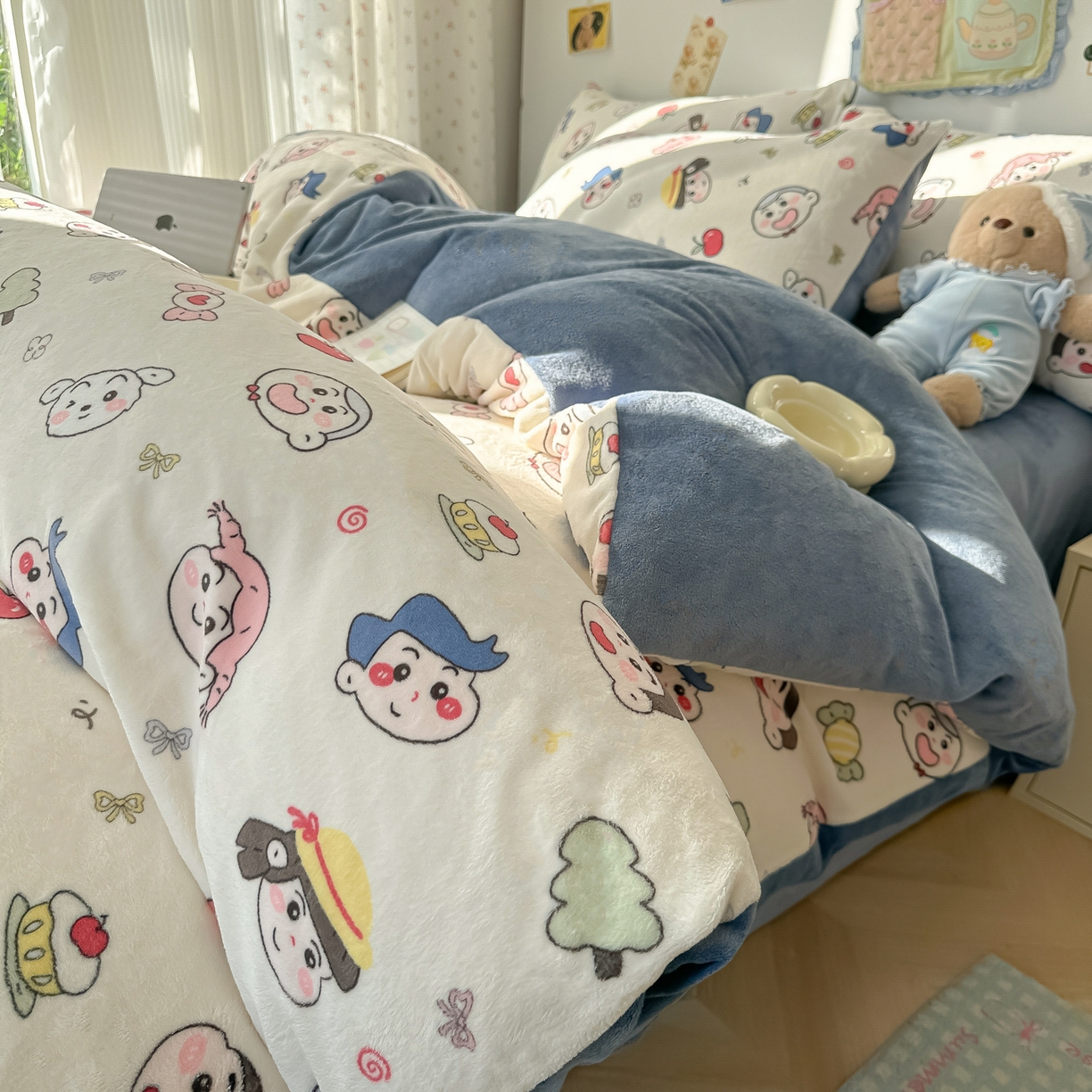 91家纺网 家纺一手货源 找家纺 韩巢家纺 2025新款双面高克重牛奶绒被套单件被罩 小小新