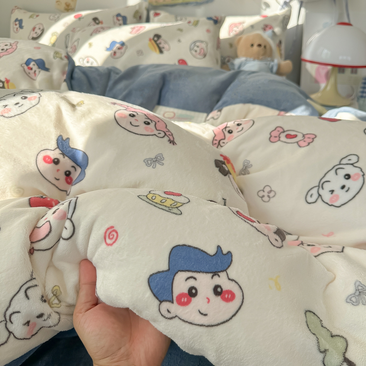 91家纺网 家纺一手货源 找家纺 韩巢家纺 2025新款双面高克重牛奶绒被套单件被罩 小小新