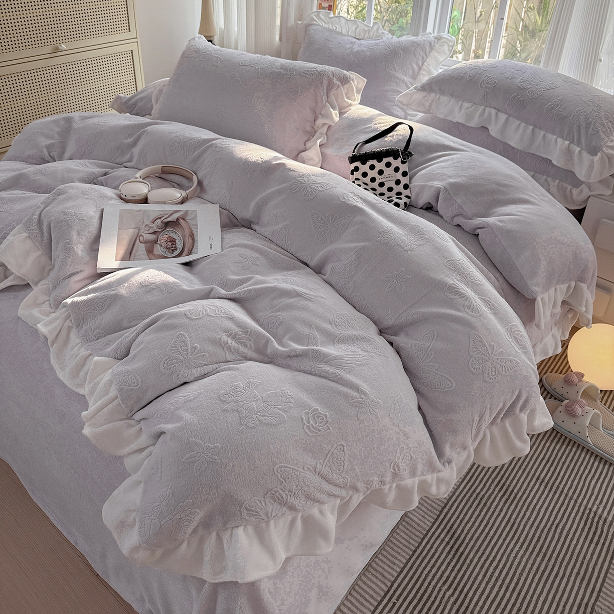 91家纺网 家纺一手货源 找家纺 （总）耀悦家纺 2025新款A类全消光牛奶绒花边款四件套少女心三件套-浪漫法式