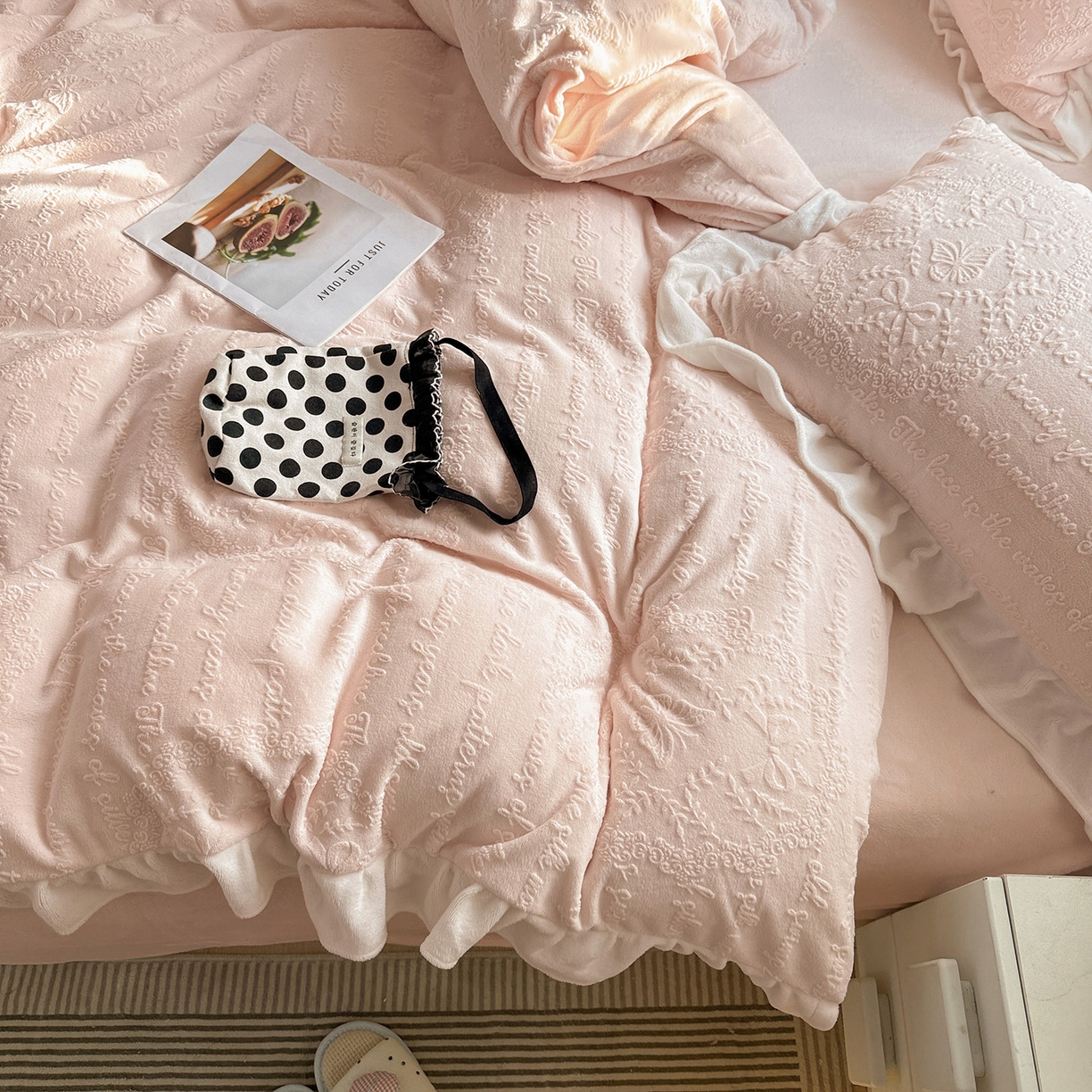 91家纺网 家纺一手货源 找家纺 （总）耀悦家纺 2025新款A类全消光牛奶绒花边款四件套少女心三件套-浪漫法式