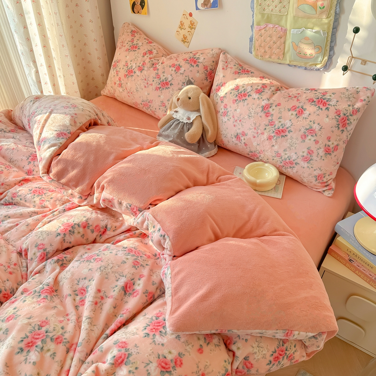 91家纺网 家纺一手货源 找家纺 韩巢家纺 2025新款双面高克重牛奶绒被套单件被罩 星辰闪烁