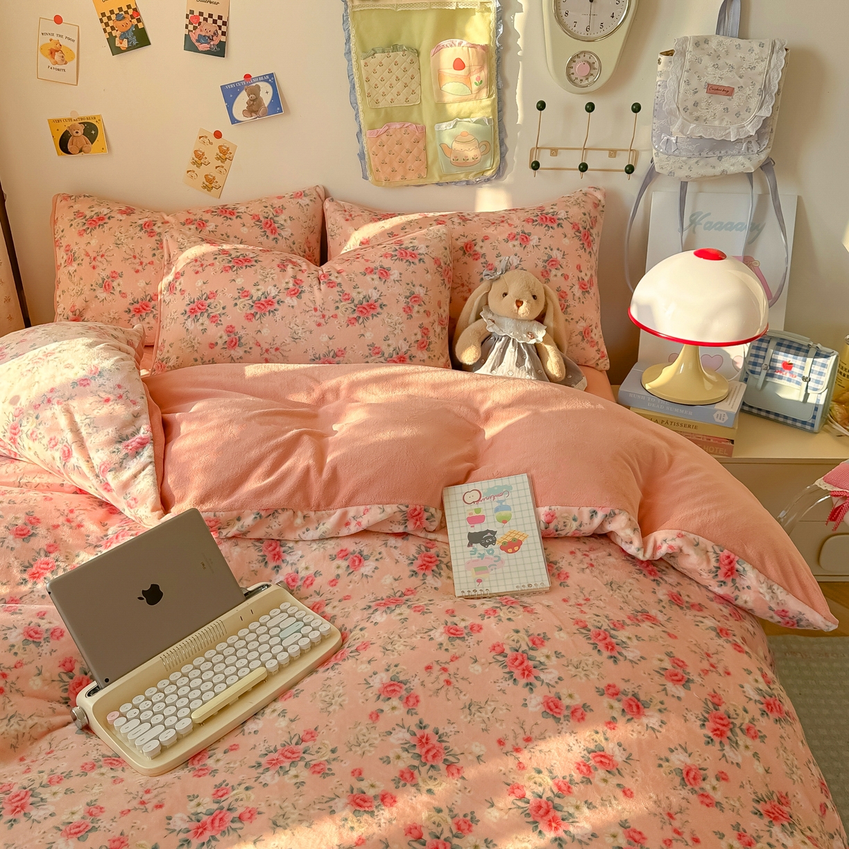 91家纺网 家纺一手货源 找家纺 韩巢家纺 2025新款双面高克重牛奶绒被套单件被罩 星辰闪烁