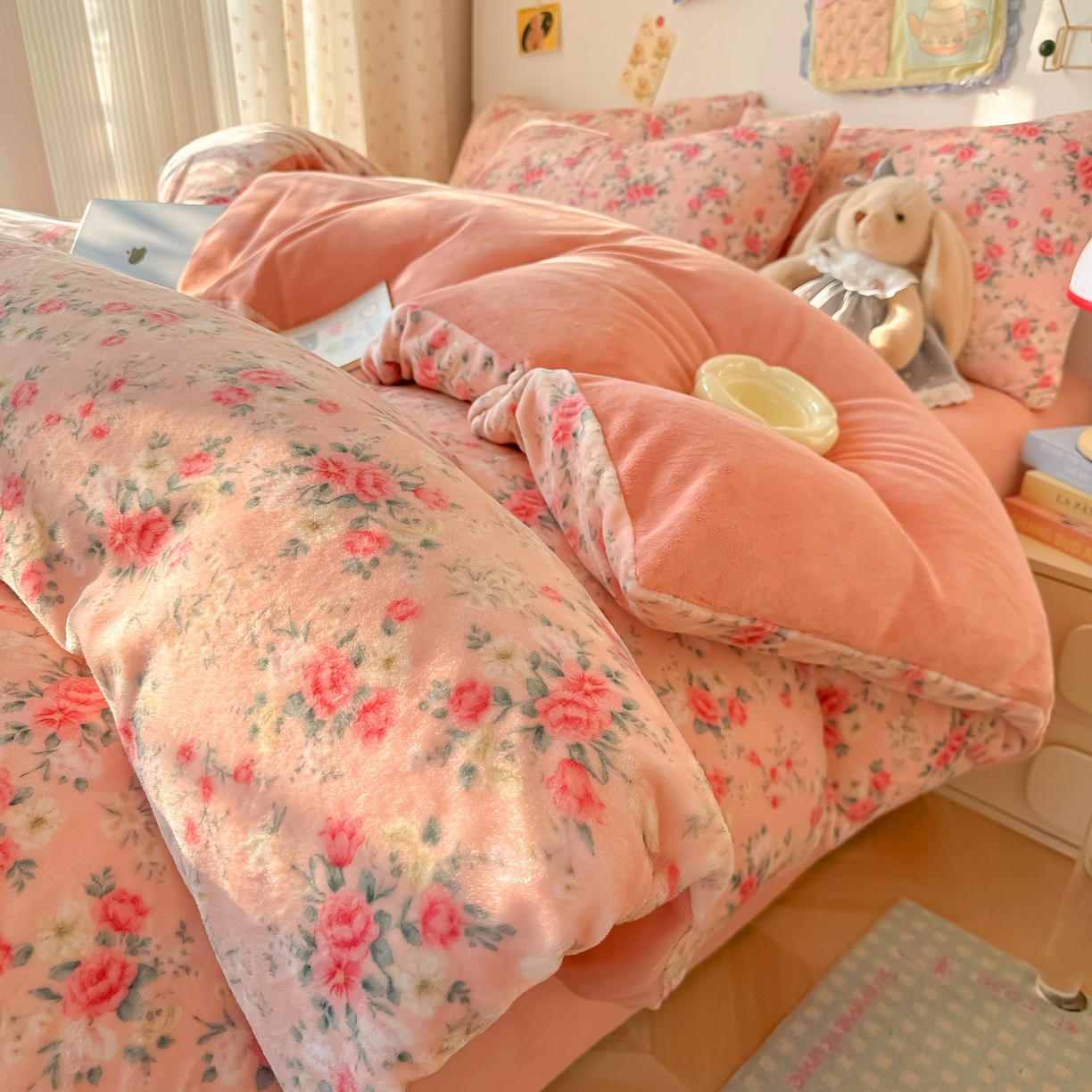 91家纺网 家纺一手货源 找家纺 韩巢家纺 2025新款双面高克重牛奶绒被套单件被罩 星辰闪烁