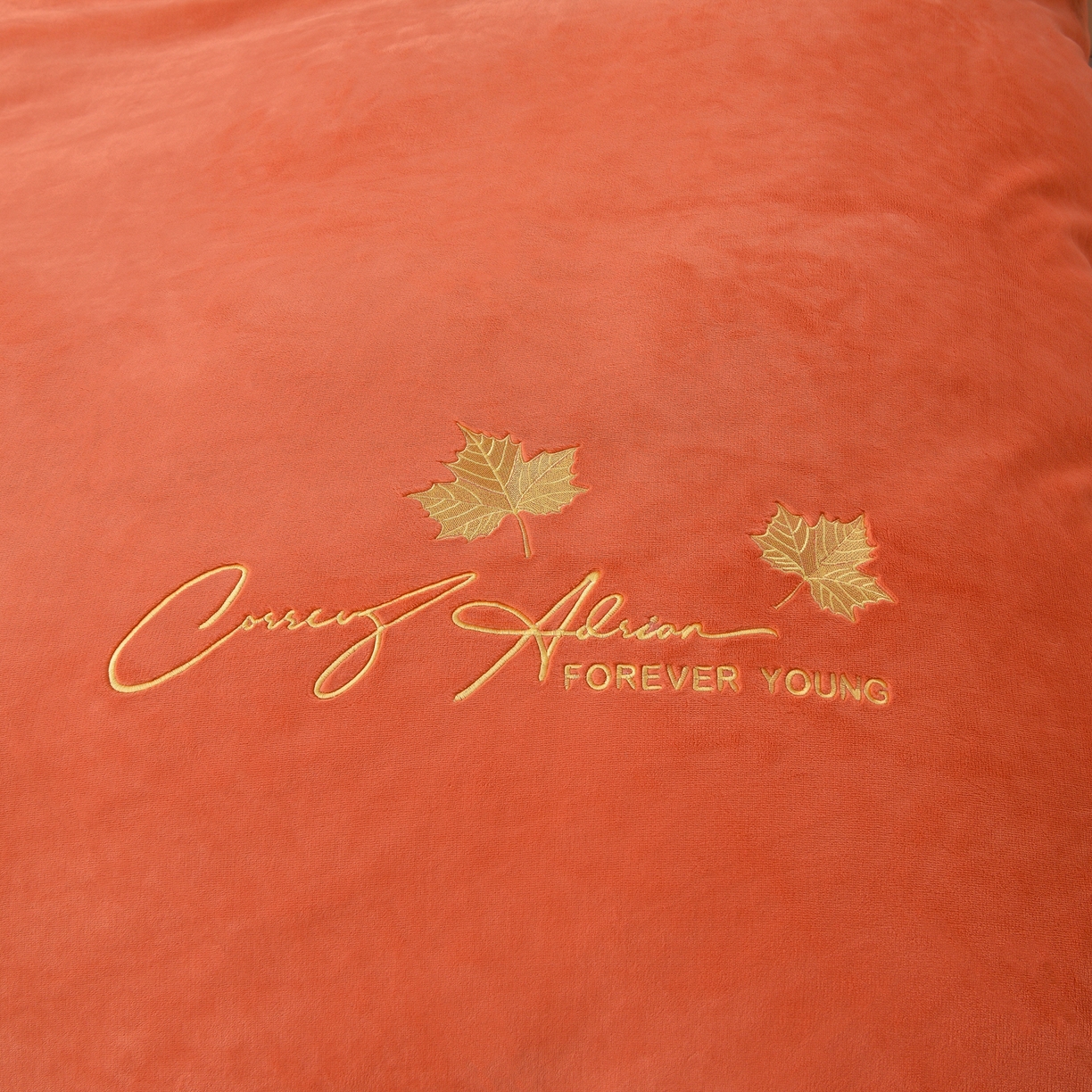 91家纺网 家纺一手货源 找家纺 （总）湘雪家居  2025新款高克重纯色刺绣牛奶绒床盖款系列四件套-提供买家秀