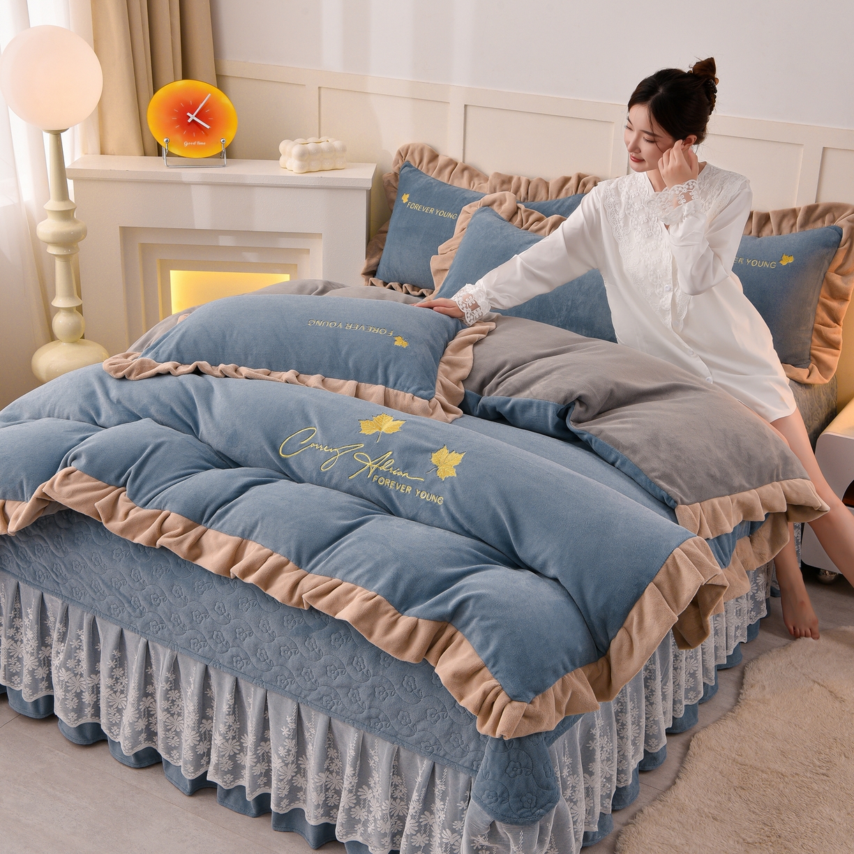 湘雪家居  2025新款高克重纯色刺绣牛奶绒床盖款钟爱系列四件套-提供买家秀 钟爱款-槟利兰