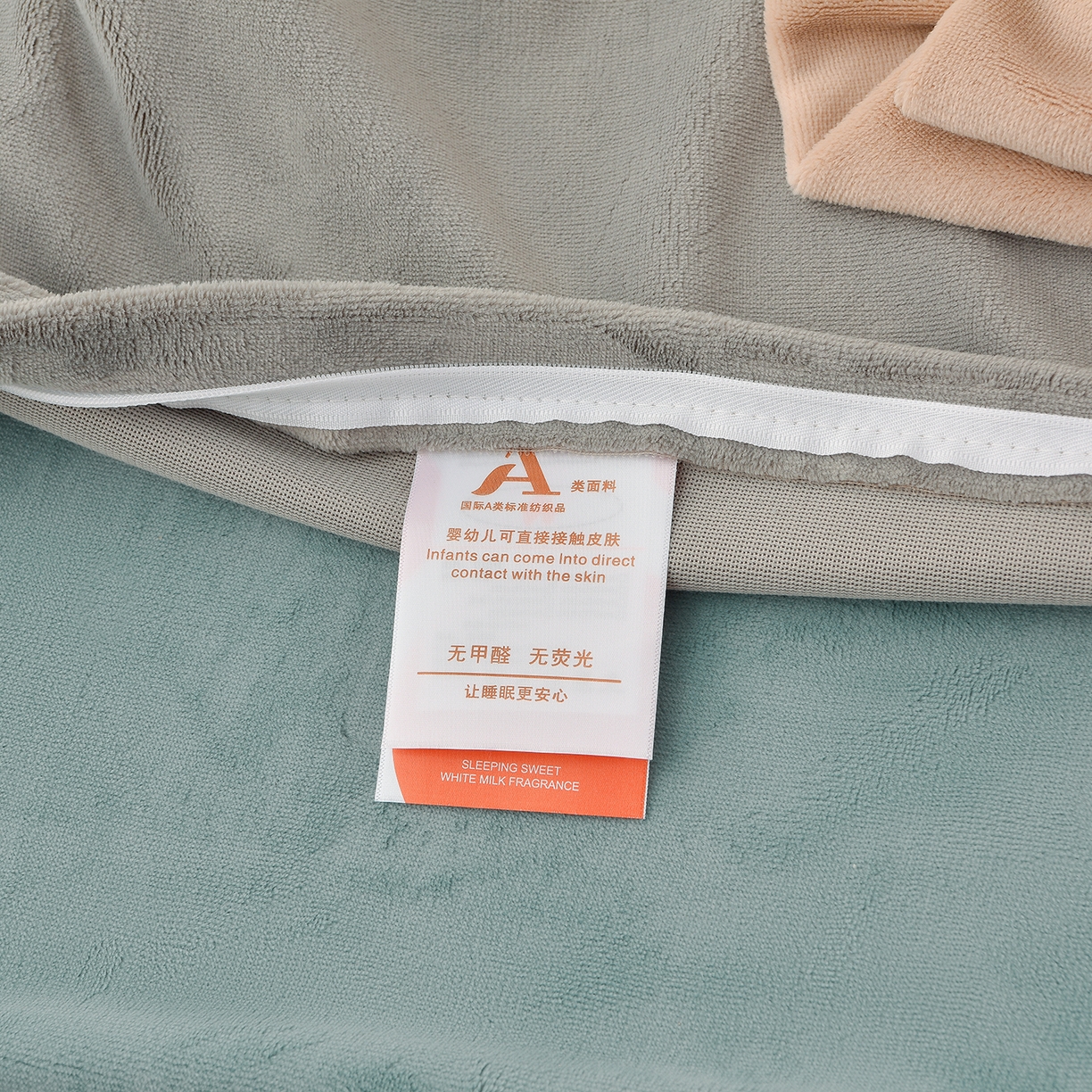 91家纺网 家纺一手货源 找家纺 湘雪家居  2025新款高克重纯色刺绣牛奶绒床盖款钟爱系列四件套-提供买家秀 钟爱款-草绿色