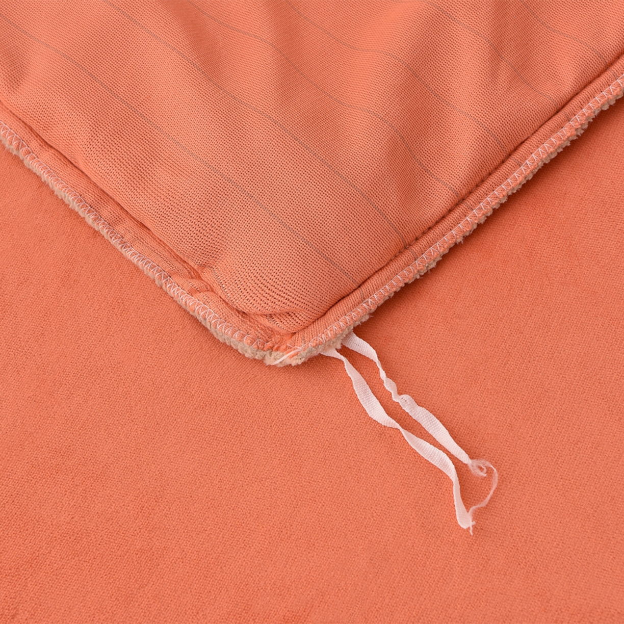 91家纺网 家纺一手货源 找家纺 湘雪家居  2025新款高克重纯色刺绣牛奶绒床盖款钟爱系列四件套-提供买家秀 钟爱款-橙橘色