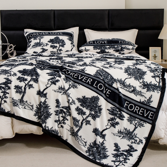 91家纺网 家纺一手货源 找家纺 梵心 2025新款云貂绒毛毯法兰绒毛毯牛奶绒毛毯爆款盖毯直播跨境专供-可定制克重  水墨画