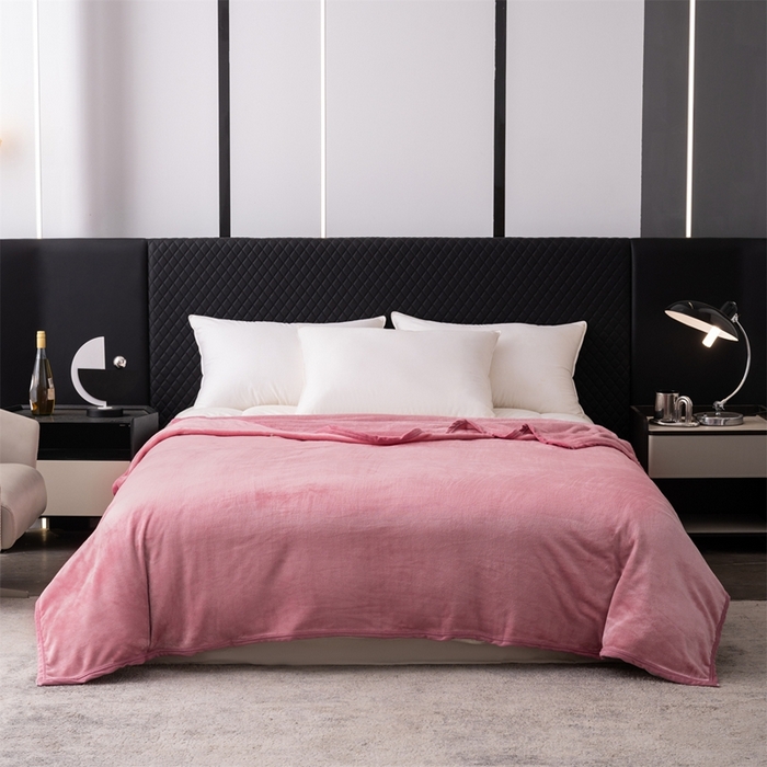 91家纺网 家纺一手货源 找家纺 （总）梵心 2025新款云貂绒毛毯法兰绒毛毯牛奶绒毛毯爆款盖毯直播跨境专供-可定制克重 