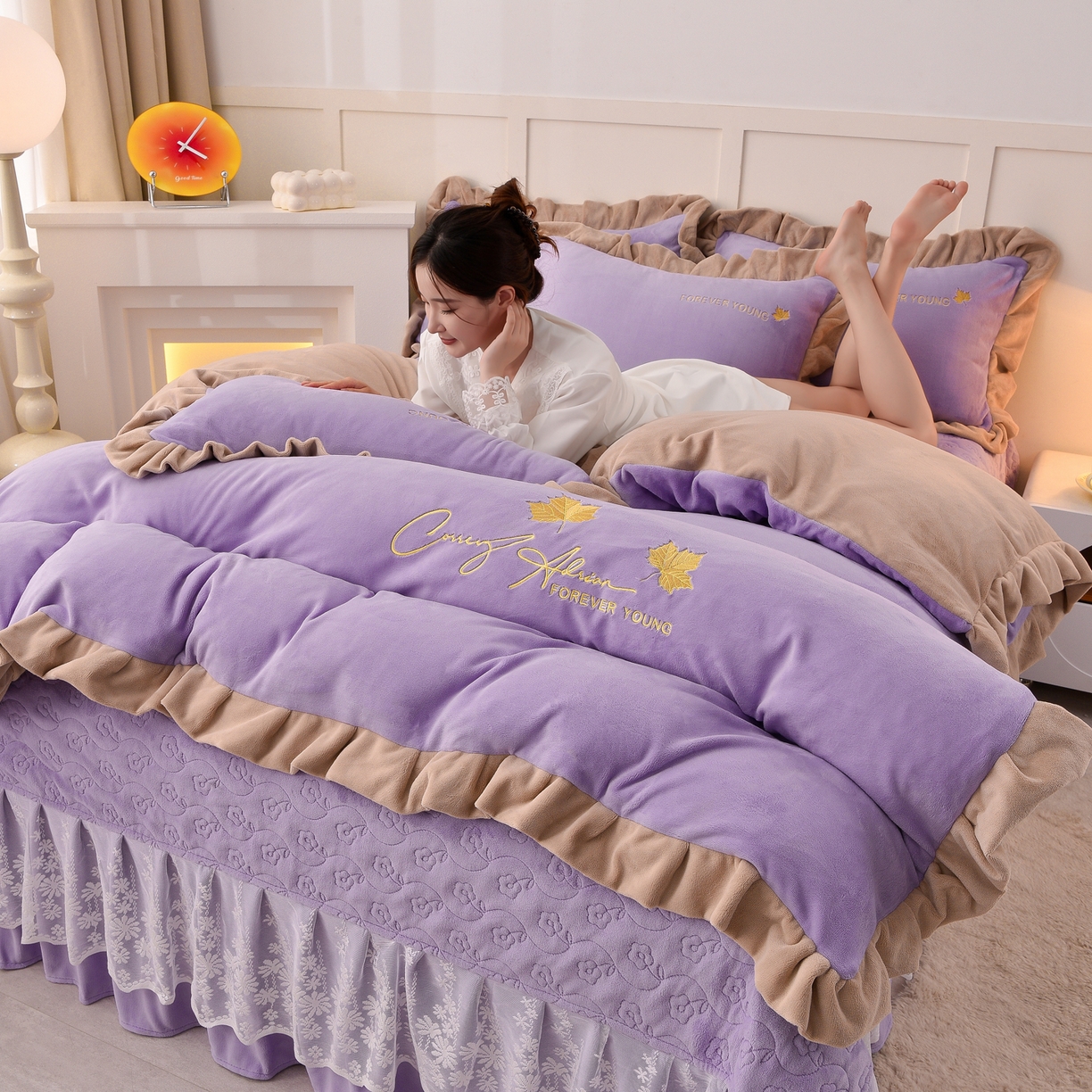 91家纺网 家纺一手货源 找家纺 湘雪家居  2025新款高克重纯色刺绣牛奶绒床盖款钟爱系列四件套-提供买家秀 钟爱款-熏韵紫