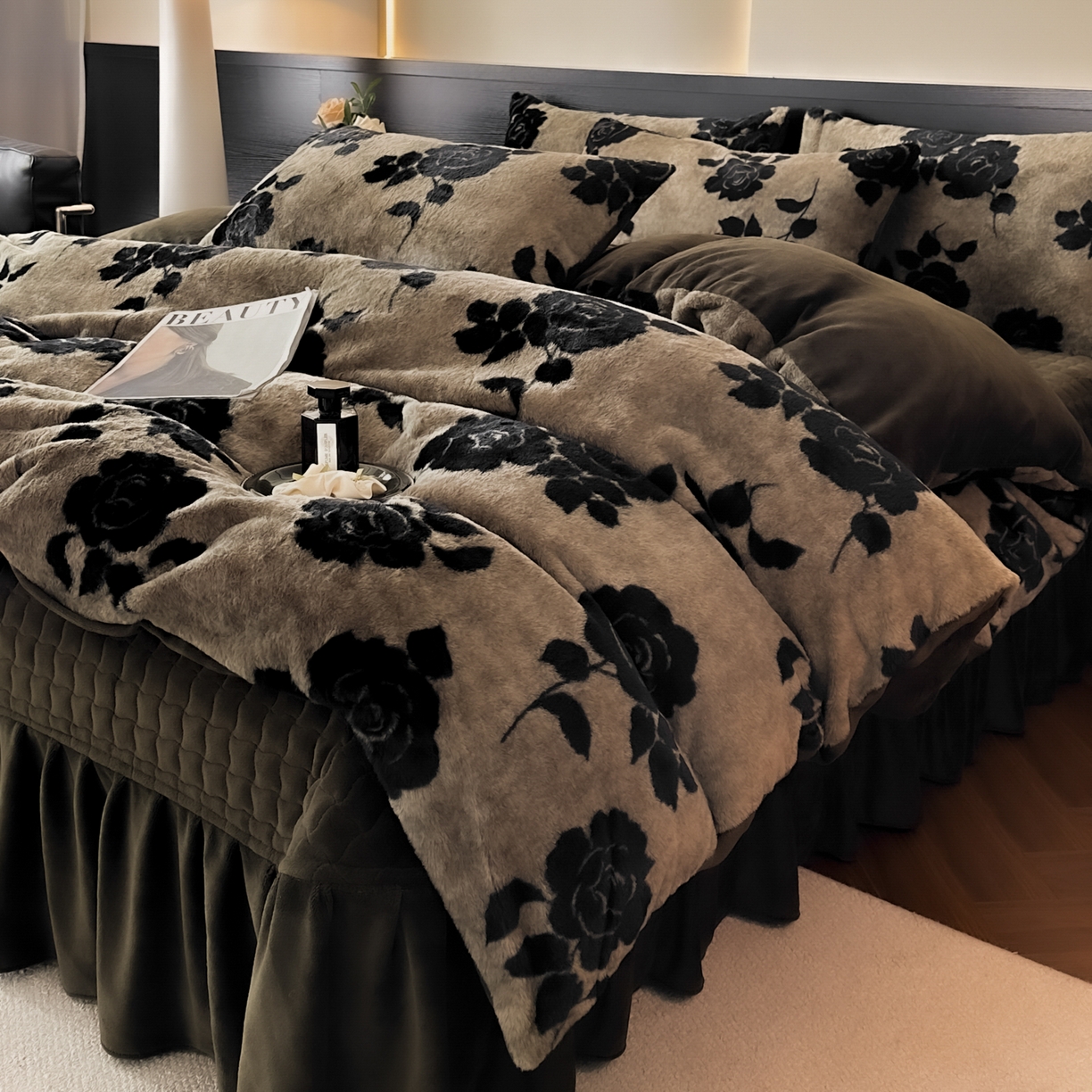 91家纺网 家纺一手货源 找家纺 金阳光家纺 2025新款美拉德高克重兔绒牛奶绒床盖款四件套 奥黛丽