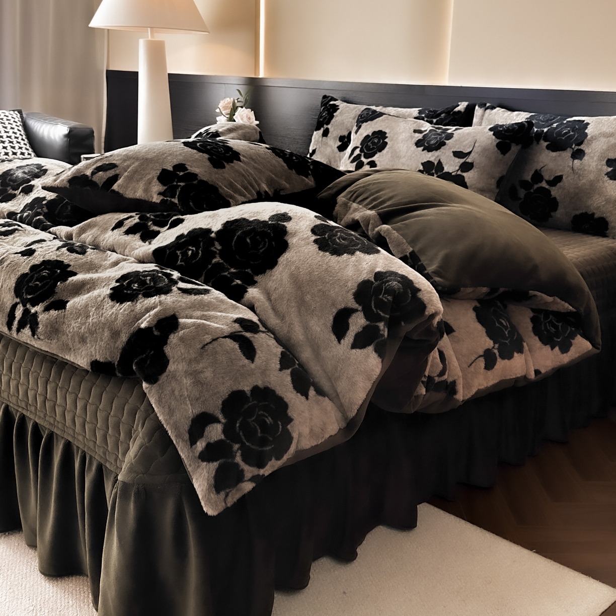 91家纺网 家纺一手货源 找家纺 金阳光家纺 2025新款美拉德高克重兔绒牛奶绒床盖款四件套 奥黛丽